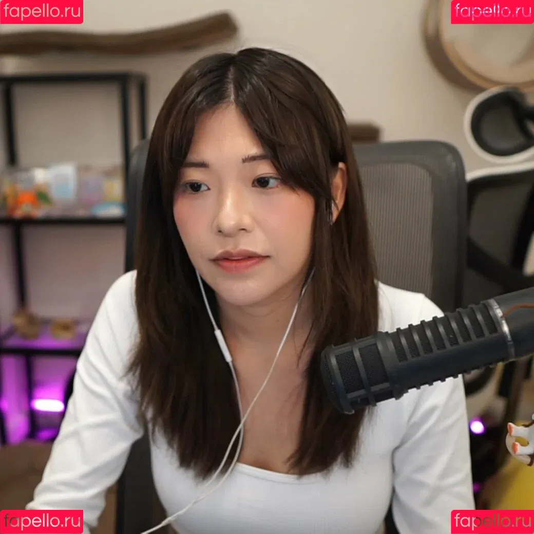 Kkatamina / Miyoung Onlyfans Photo Gallery 