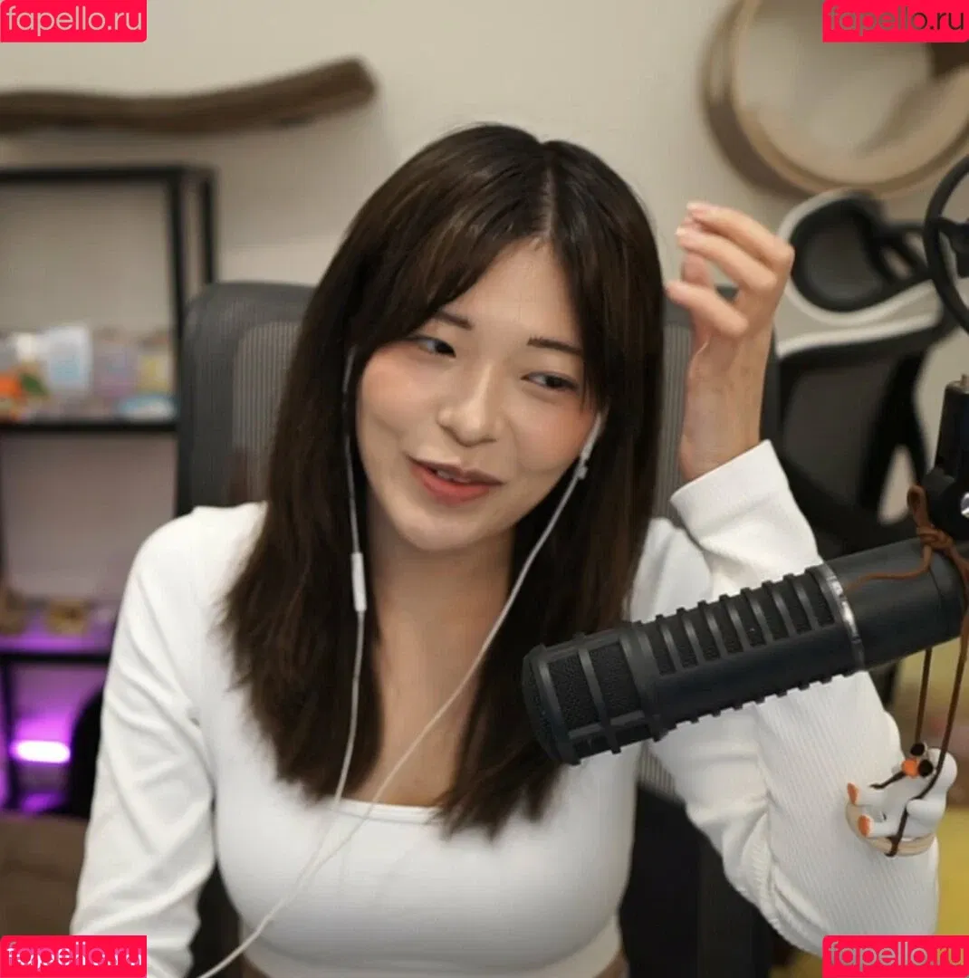 Kkatamina / Miyoung Onlyfans Photo Gallery 