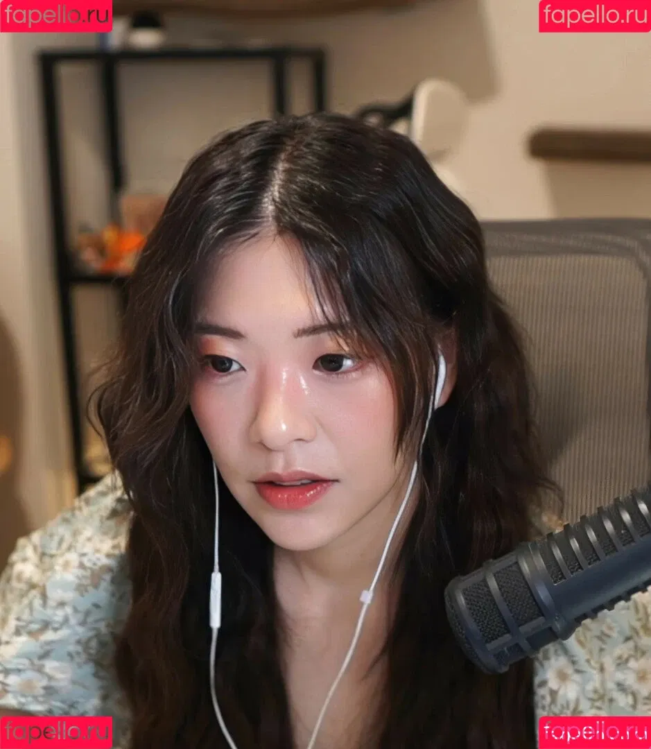 Kkatamina / Miyoung Onlyfans Photo Gallery 