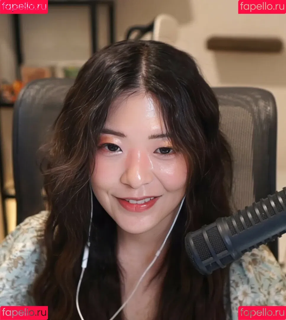 Kkatamina / Miyoung Onlyfans Photo Gallery 