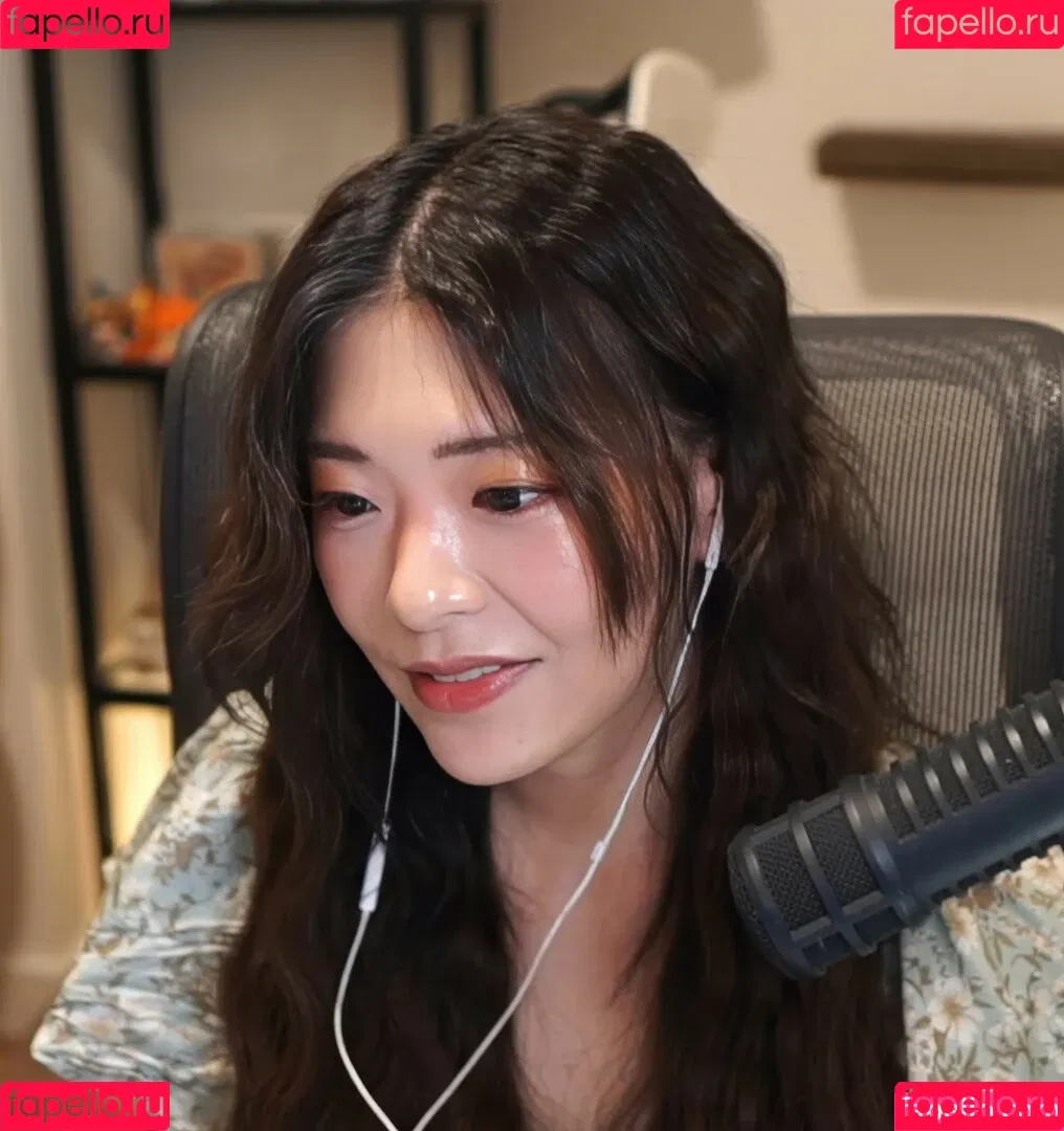 Kkatamina / Miyoung Onlyfans Photo Gallery 