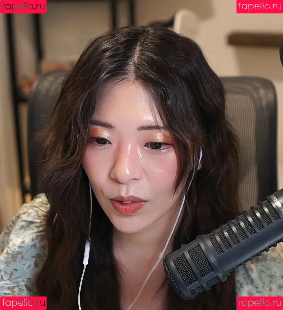 Kkatamina / Miyoung Onlyfans Photo Gallery 