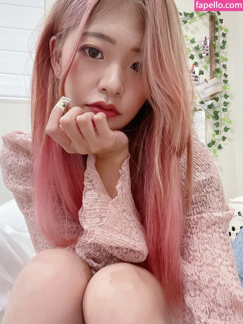 Kkatamina / Miyoung Onlyfans Photo Gallery 