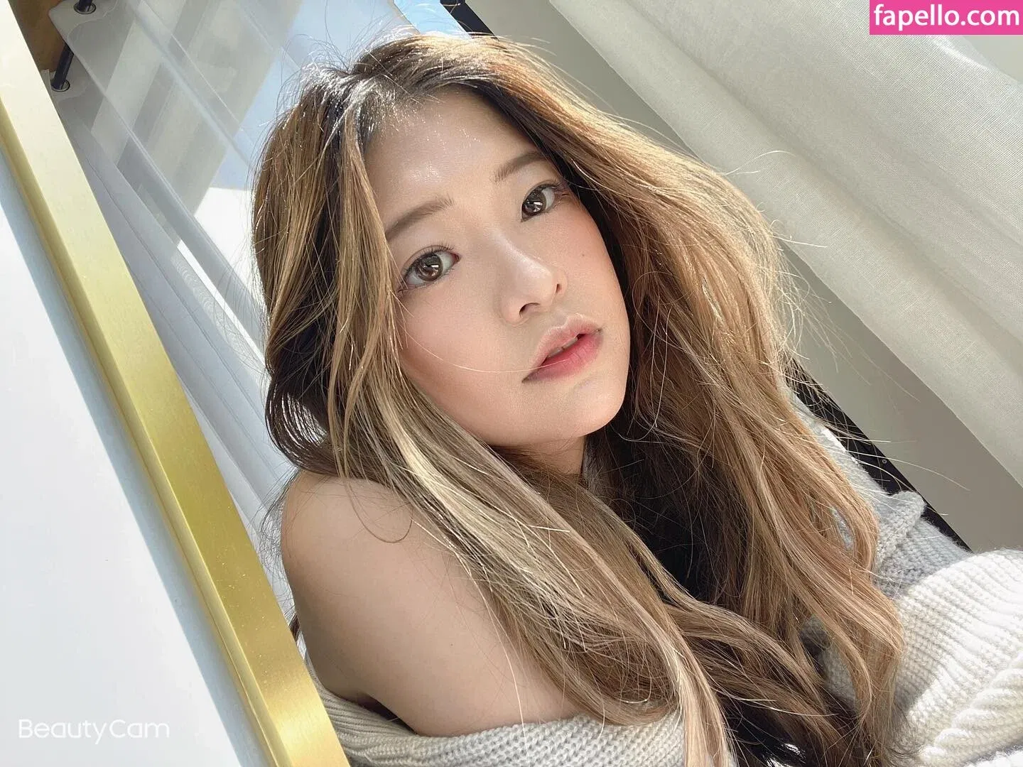 Kkatamina / Miyoung Onlyfans Photo Gallery 