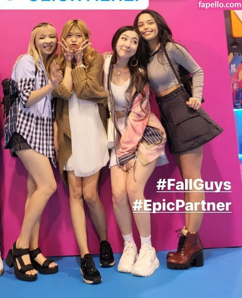 Kkatamina / Miyoung Onlyfans Photo Gallery 