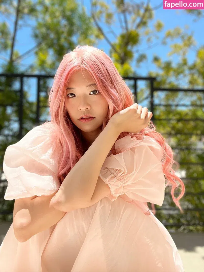 Kkatamina / Miyoung Onlyfans Photo Gallery 