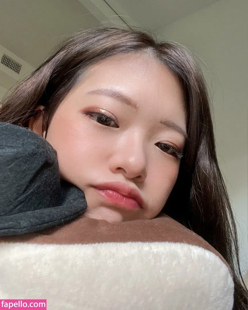 Kkatamina / Miyoung Onlyfans Photo Gallery 