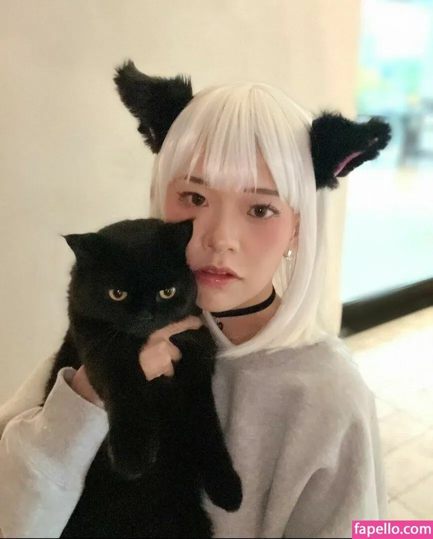 Kkatamina / Miyoung Onlyfans Photo Gallery 