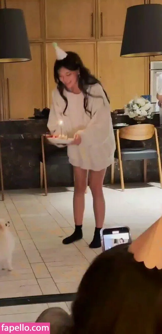 Kkatamina / Miyoung Onlyfans Photo Gallery 