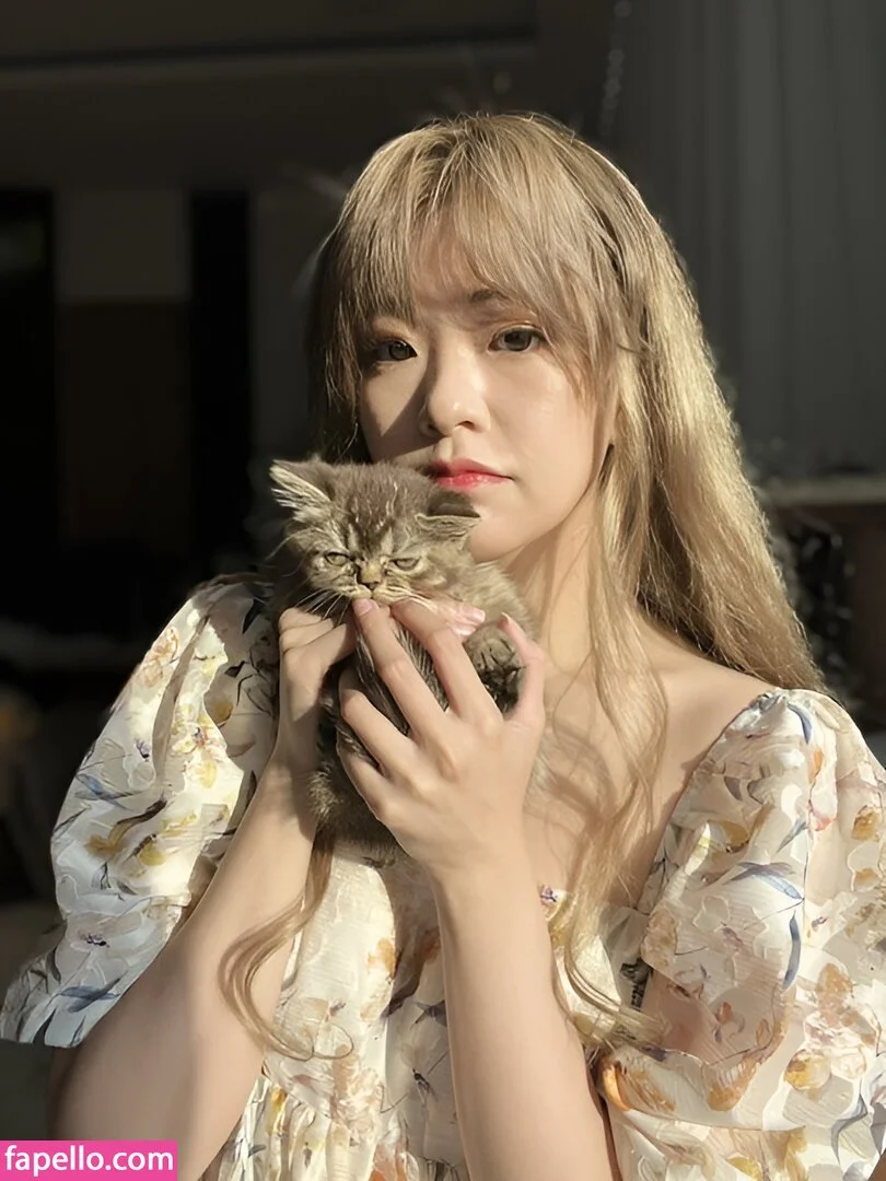 Kkatamina / Miyoung Onlyfans Photo Gallery 