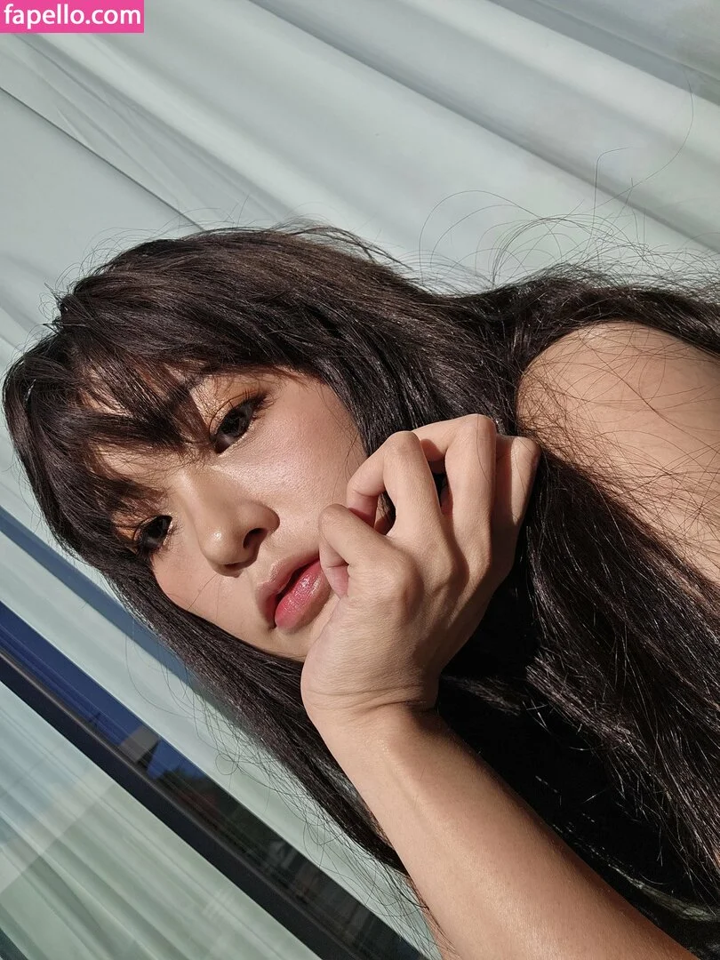 Kkatamina / Miyoung Onlyfans Photo Gallery 