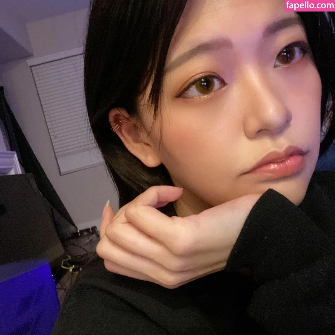 Kkatamina / Miyoung Onlyfans Photo Gallery 