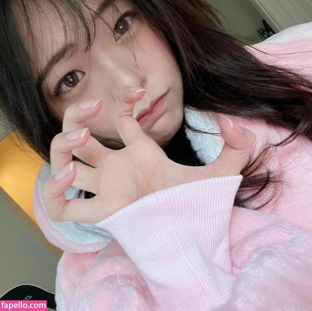 Kkatamina / Miyoung Onlyfans Photo Gallery 