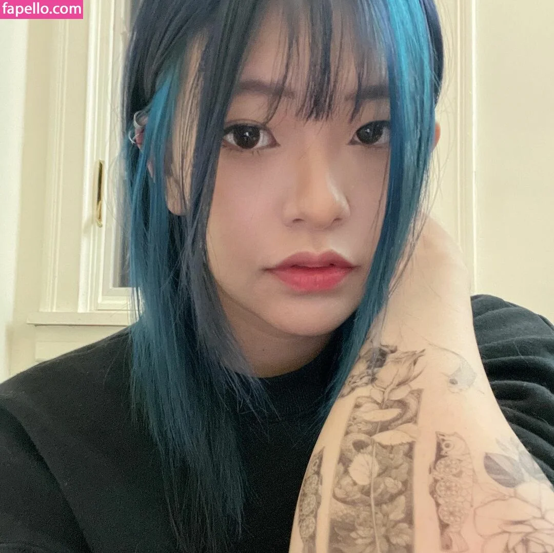 Kkatamina / Miyoung Onlyfans Photo Gallery 