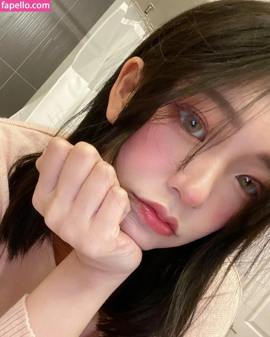 Kkatamina / Miyoung Onlyfans Photo Gallery 