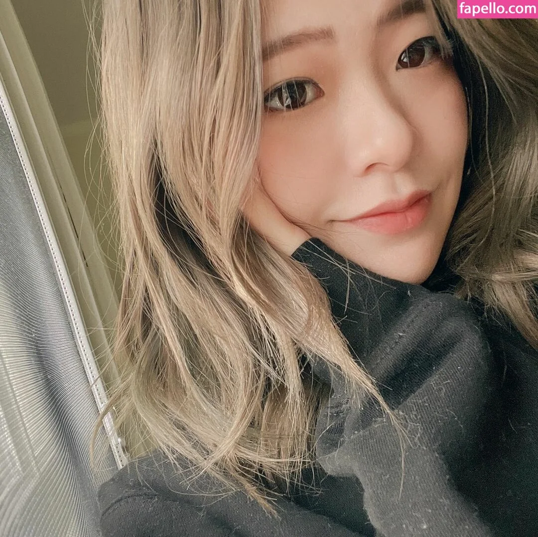 Kkatamina / Miyoung Onlyfans Photo Gallery 