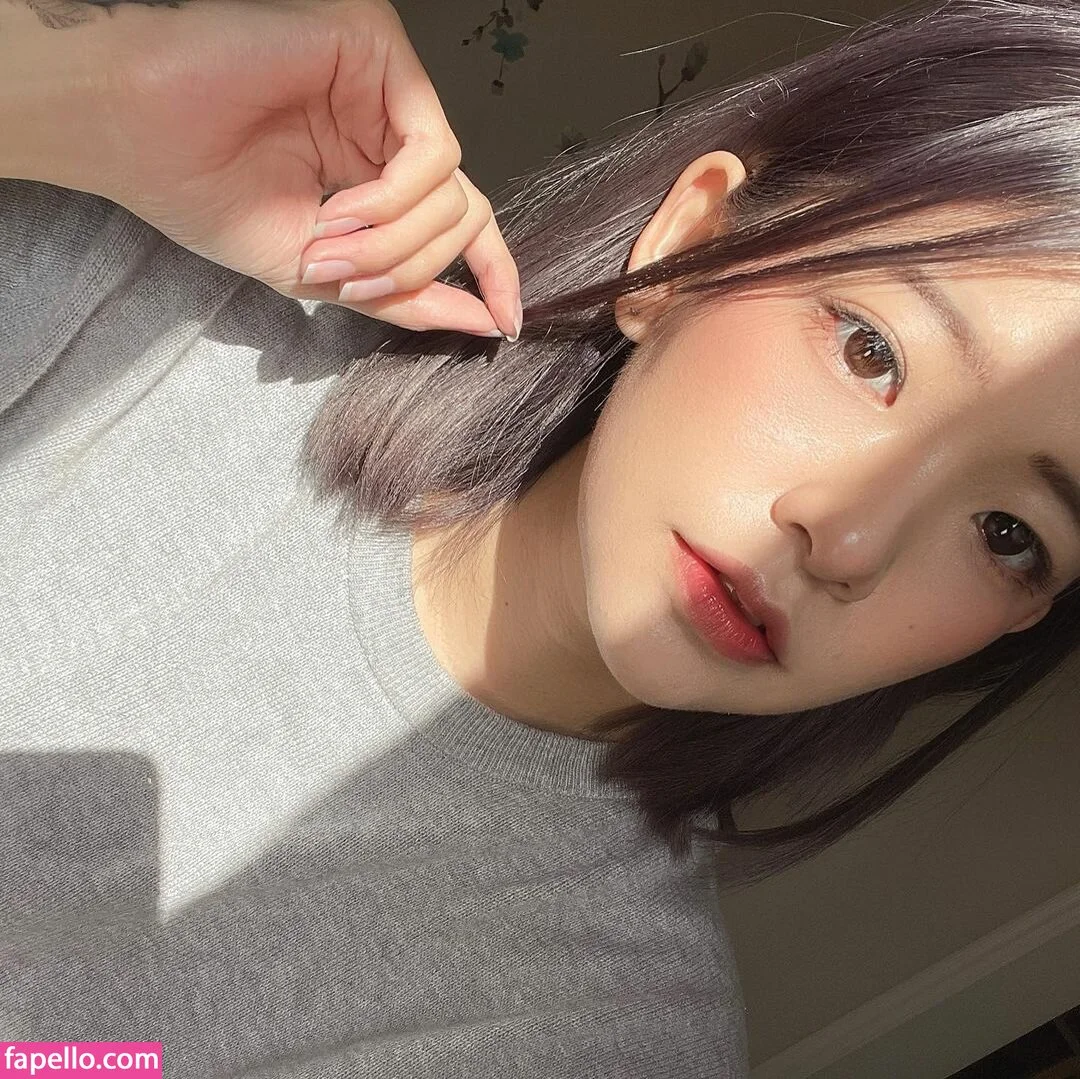 Kkatamina / Miyoung Onlyfans Photo Gallery 