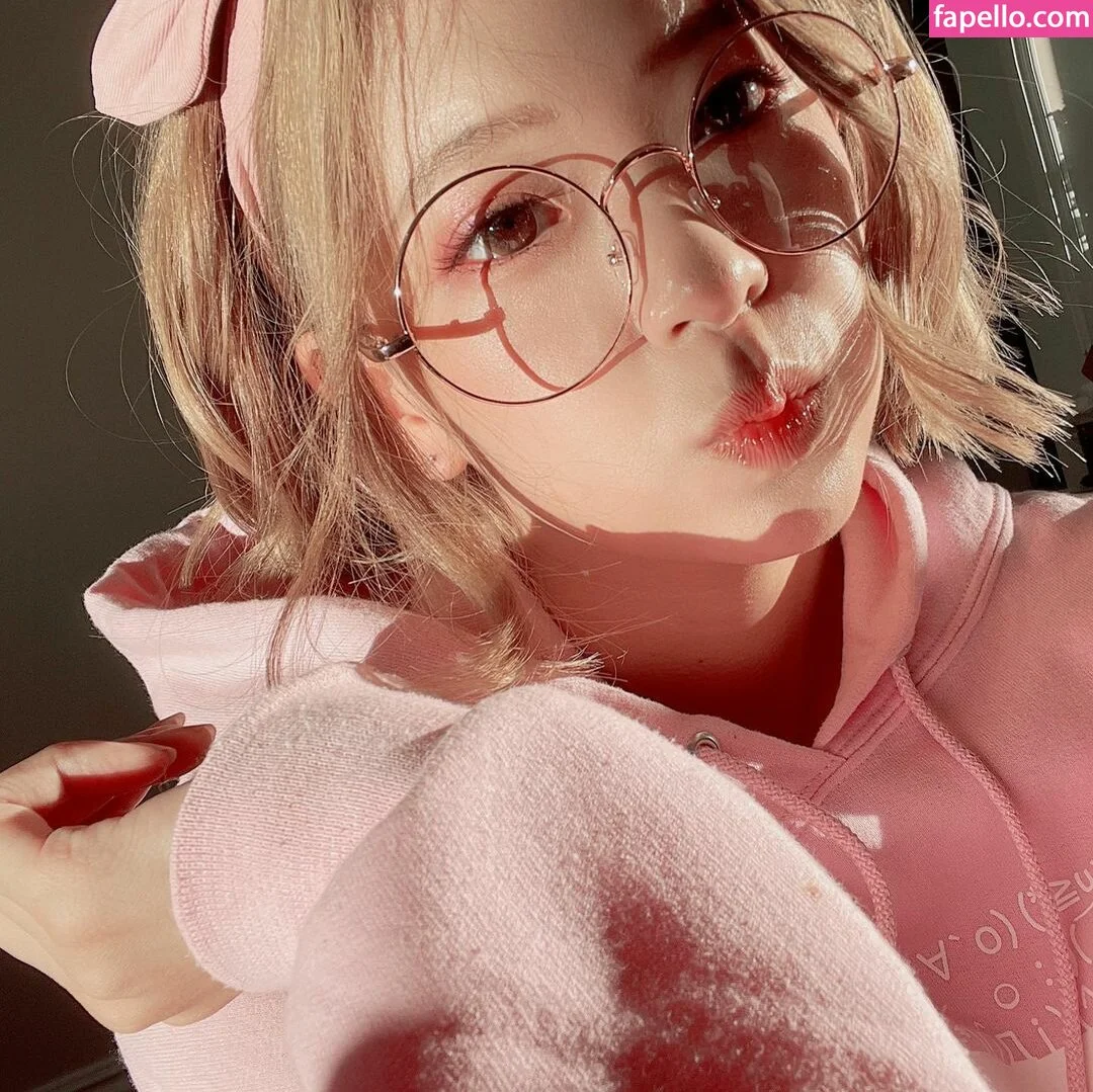 Kkatamina / Miyoung Onlyfans Photo Gallery 