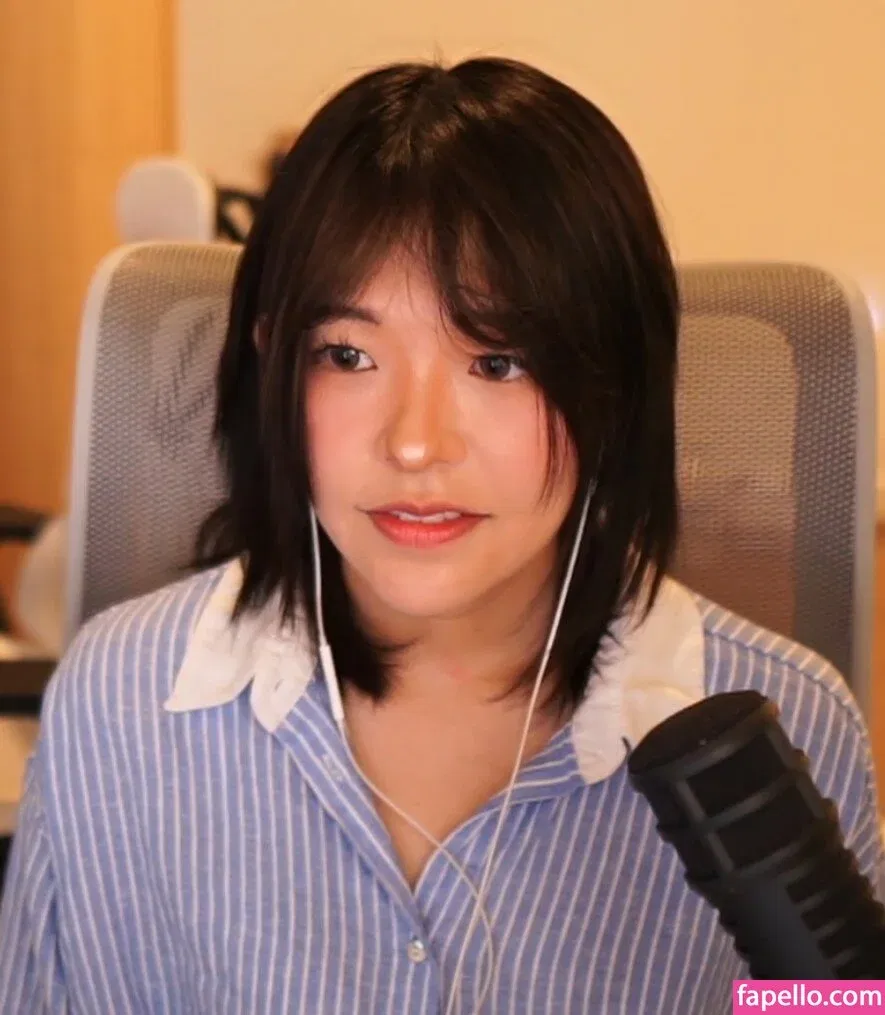 Kkatamina / Miyoung Onlyfans Photo Gallery 