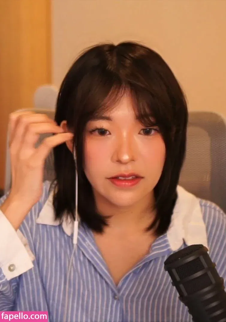 Kkatamina / Miyoung Onlyfans Photo Gallery 