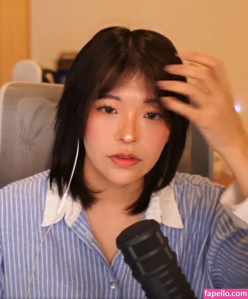 Kkatamina / Miyoung Onlyfans Photo Gallery 