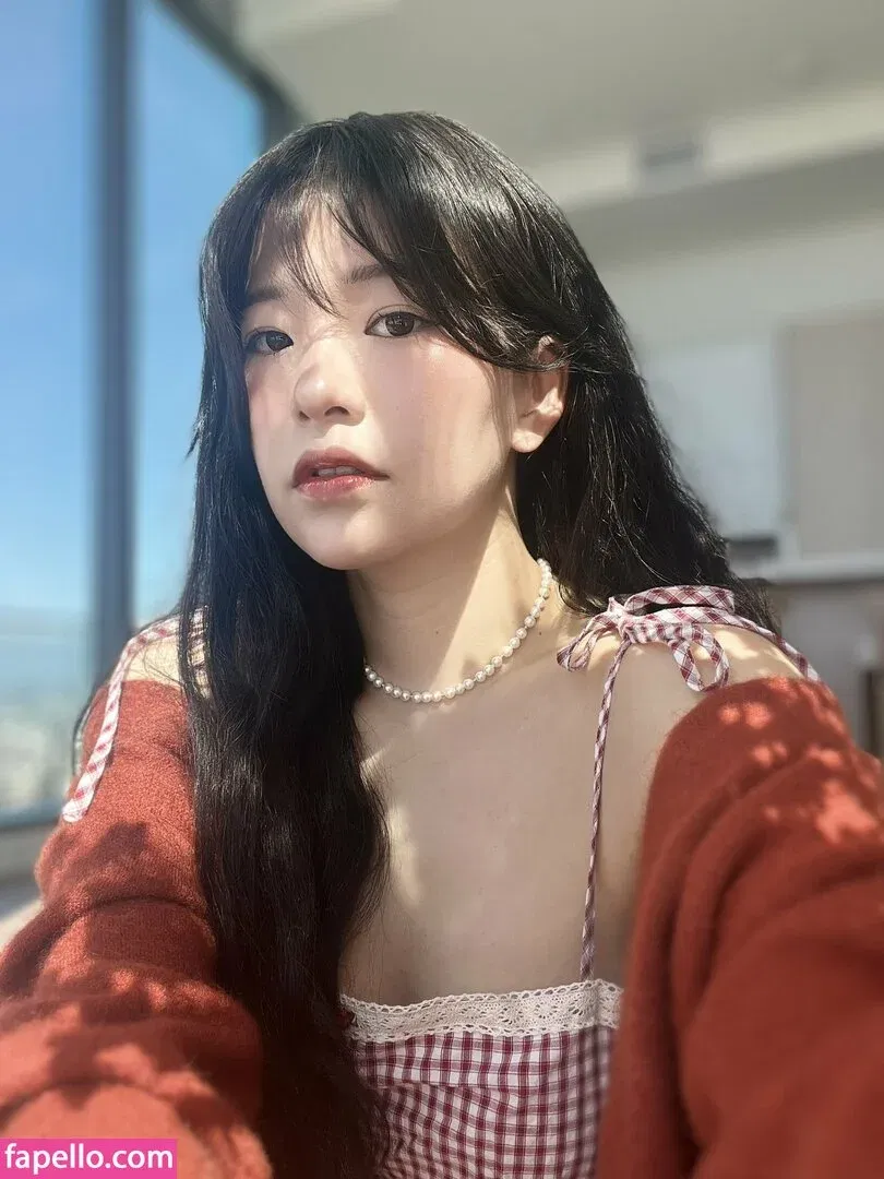 Kkatamina / Miyoung Onlyfans Photo Gallery 