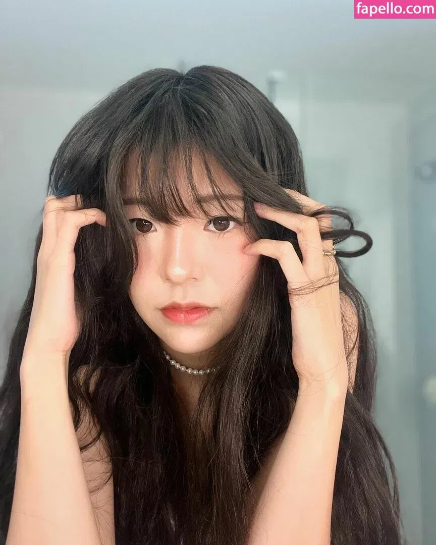 Kkatamina / Miyoung Onlyfans Photo Gallery 