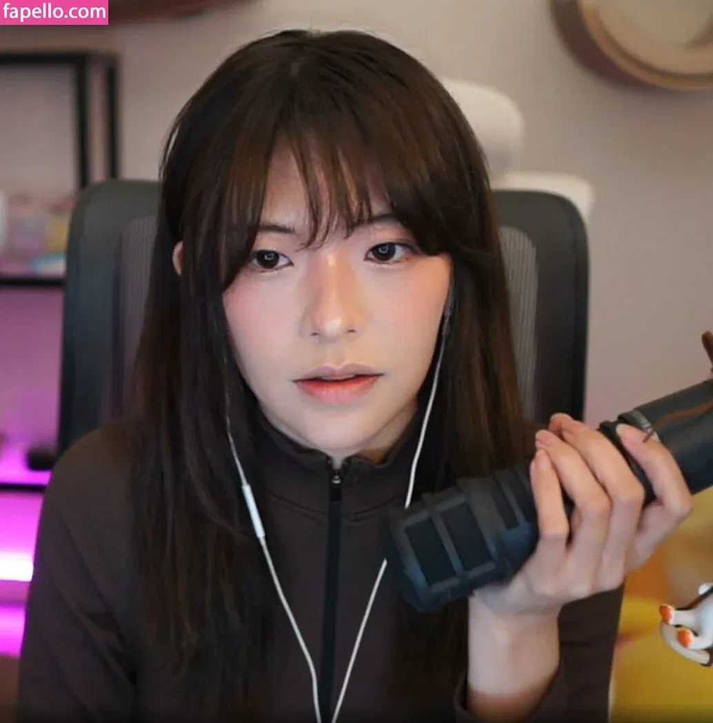 Kkatamina / Miyoung Onlyfans Photo Gallery 