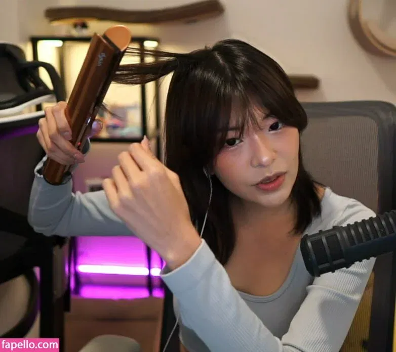 Kkatamina / Miyoung Onlyfans Photo Gallery 