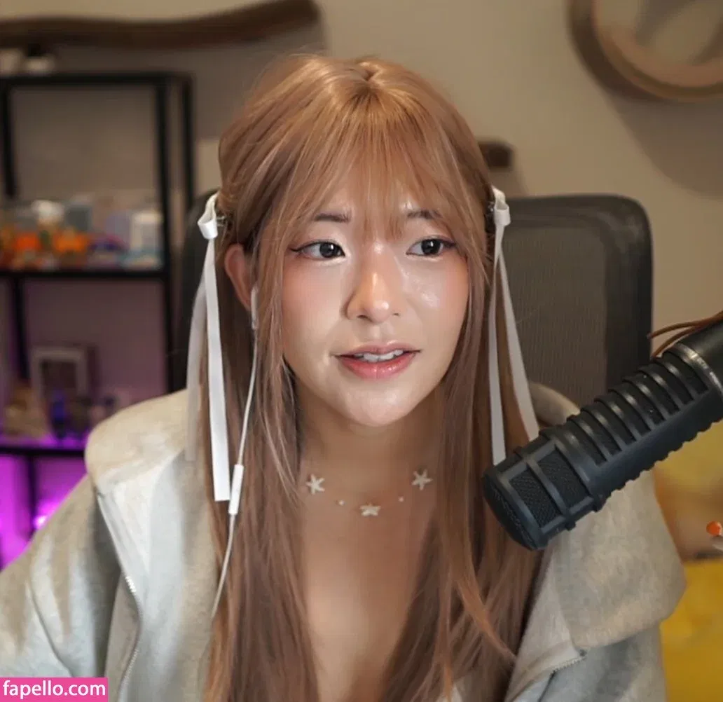 Kkatamina / Miyoung Onlyfans Photo Gallery 