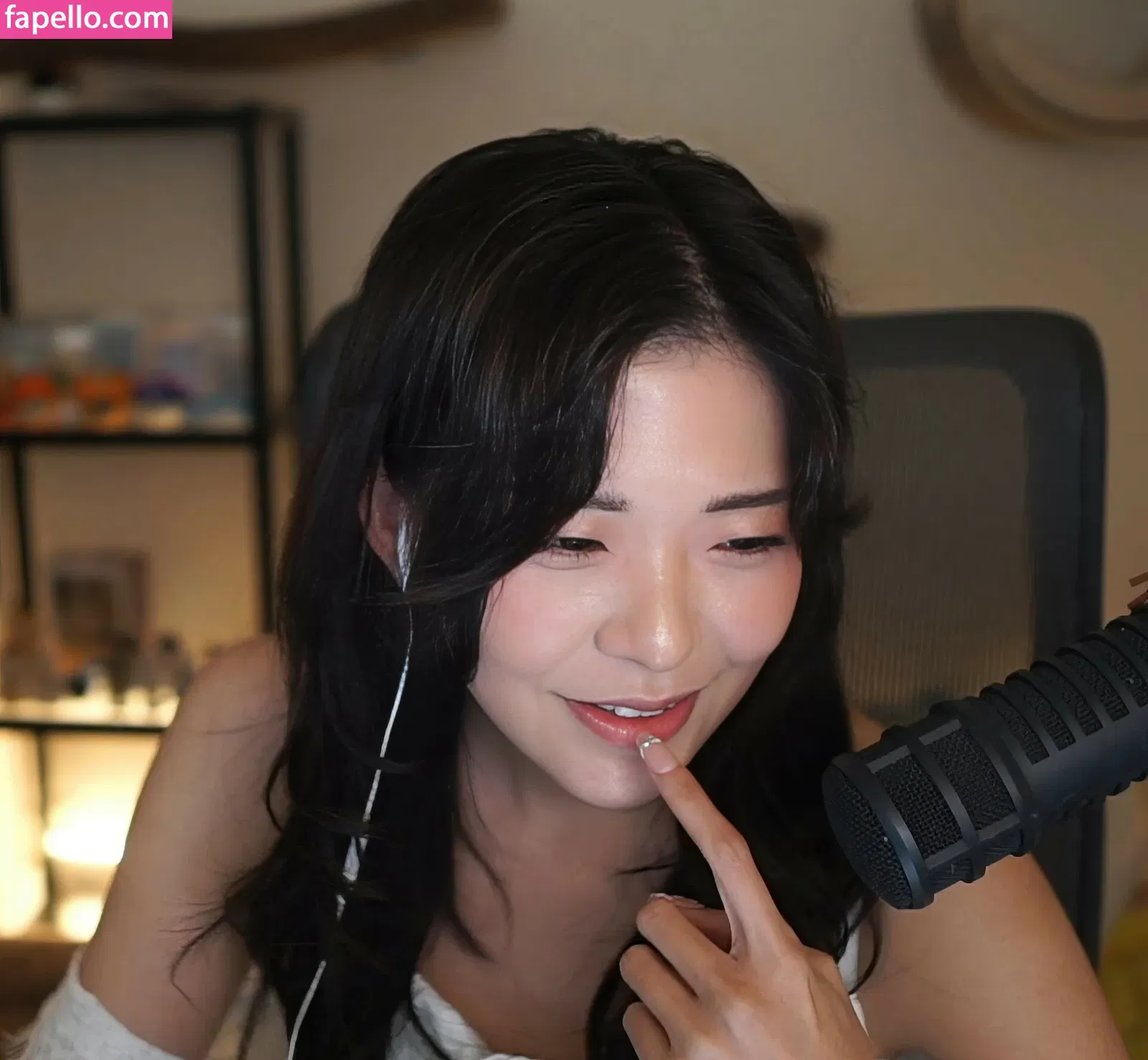 Kkatamina / Miyoung Onlyfans Photo Gallery 