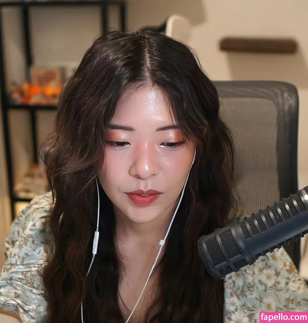 Kkatamina / Miyoung Onlyfans Photo Gallery 