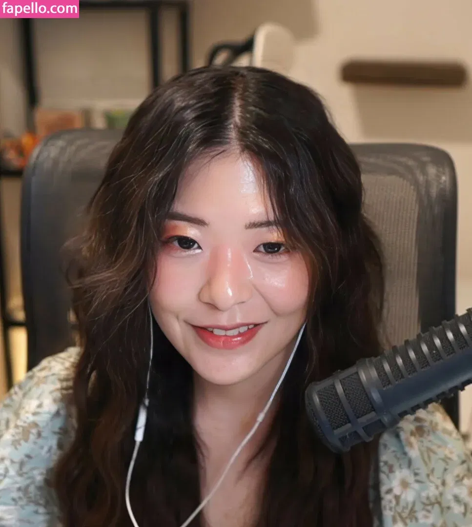 Kkatamina / Miyoung Onlyfans Photo Gallery 