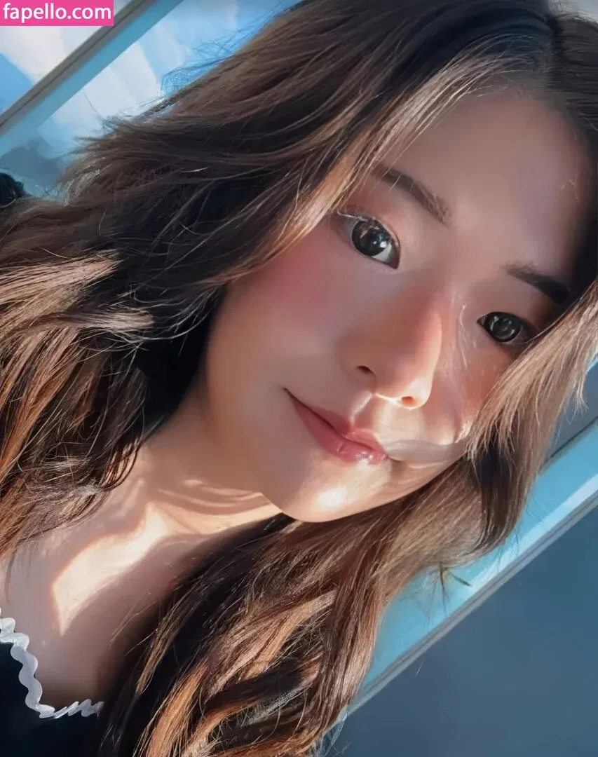 Kkatamina / Miyoung Onlyfans Photo Gallery 