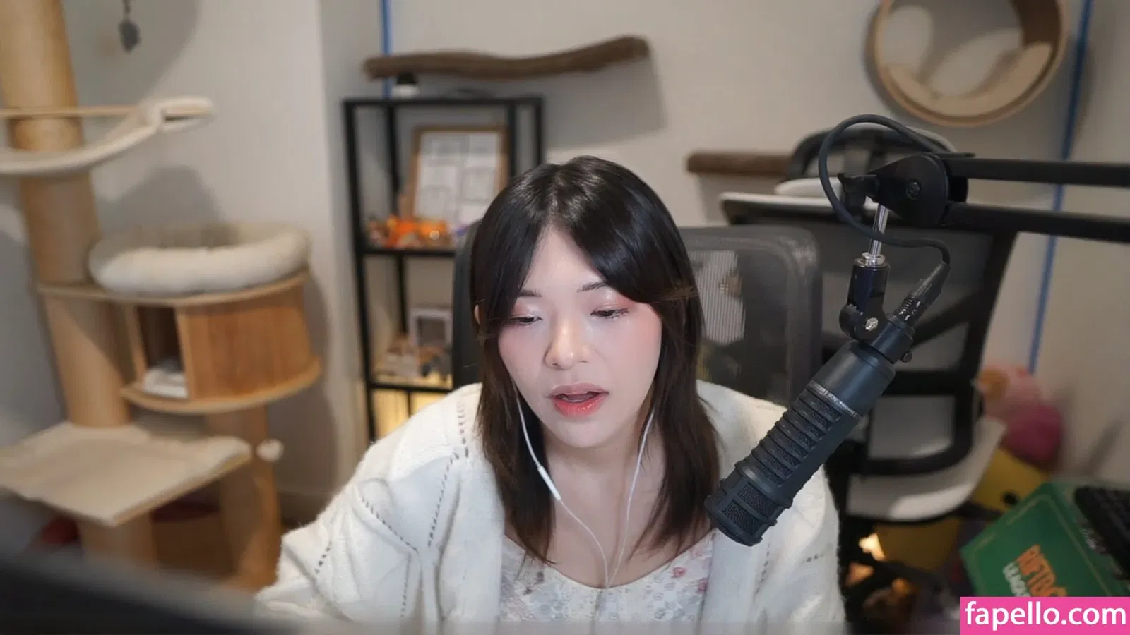 Kkatamina / Miyoung Onlyfans Photo Gallery 