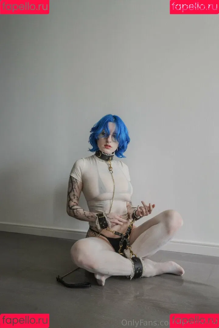Lyra Crow / lyracr0w0 Onlyfans Photo Gallery 