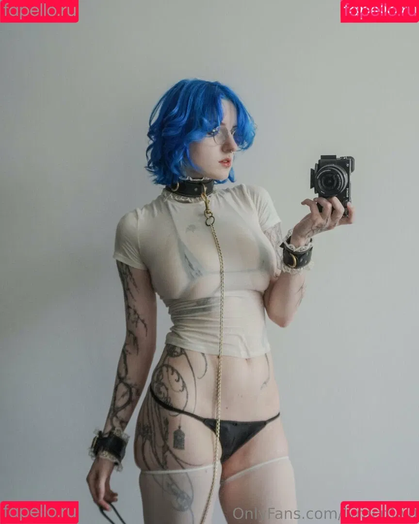 Lyra Crow / lyracr0w0 Onlyfans Photo Gallery 