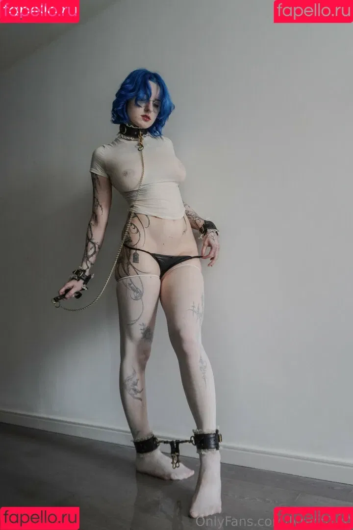 Lyra Crow / lyracr0w0 Onlyfans Photo Gallery 