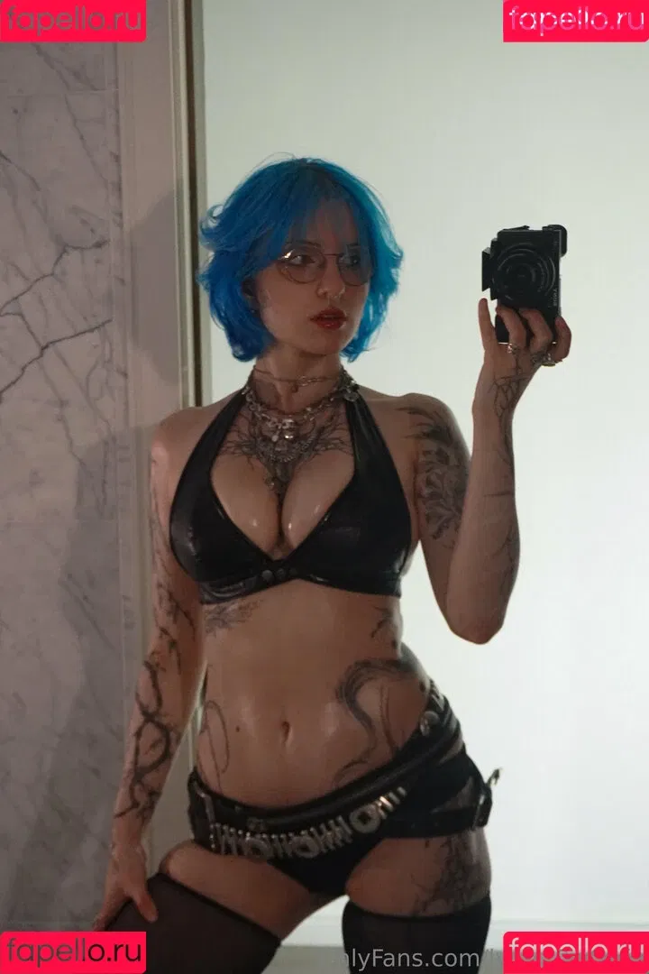Lyra Crow / lyracr0w0 Onlyfans Photo Gallery 