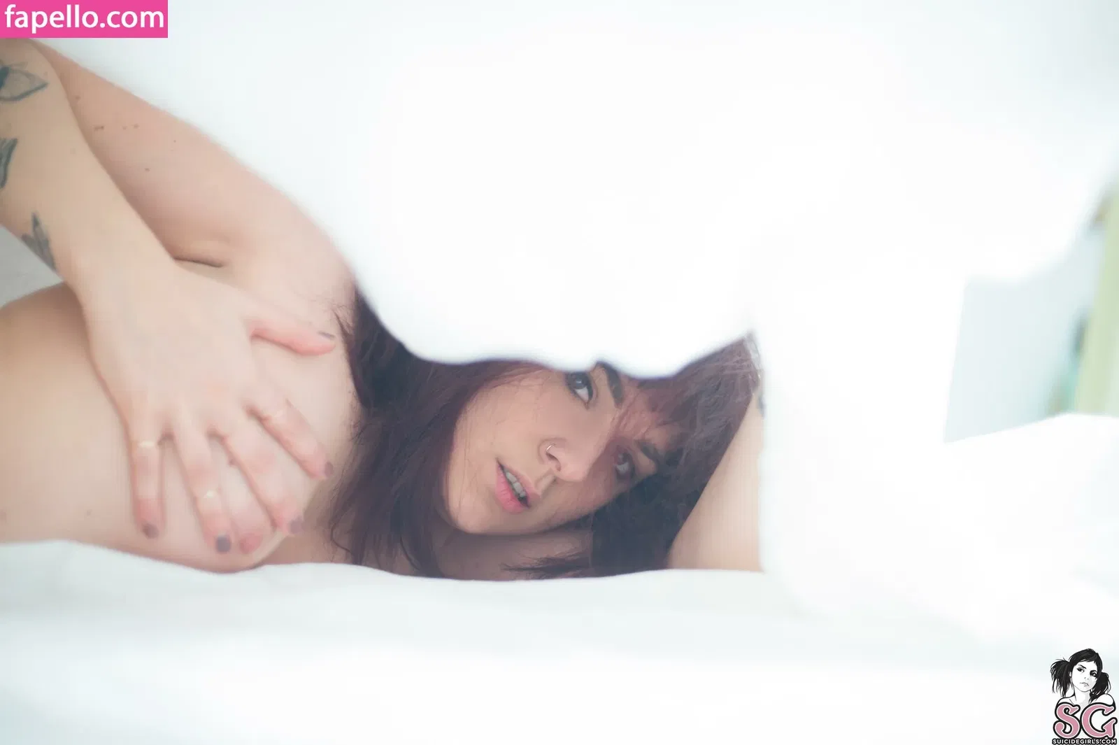 Lauretta / brokendollhatesyou / lauretta_me Onlyfans Photo Gallery 