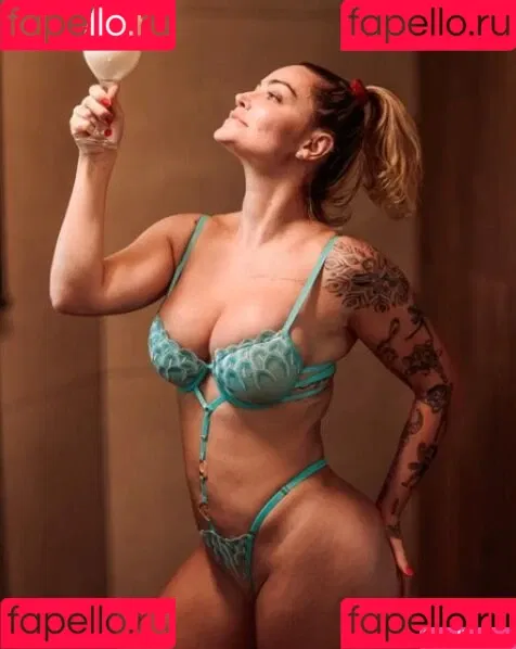 Laura Keller / laurakelleroriginal Onlyfans Photo Gallery 