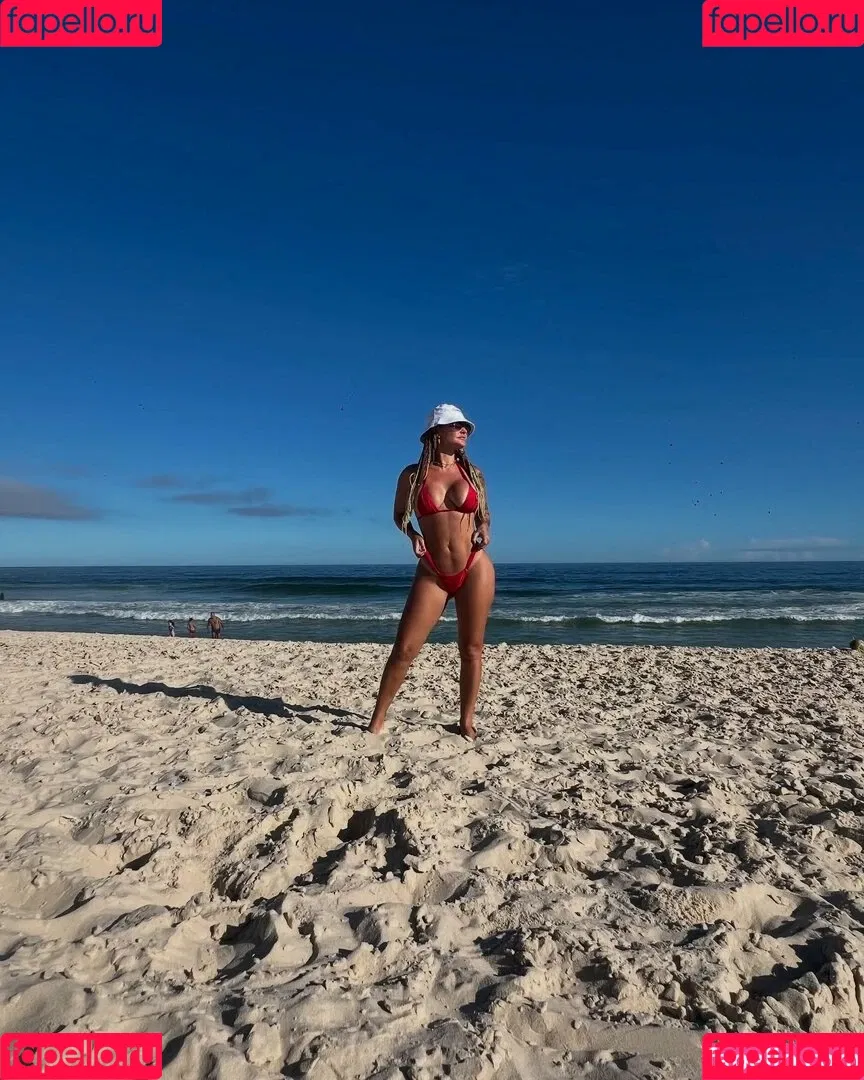 Laura Keller / laurakelleroriginal Onlyfans Photo Gallery 