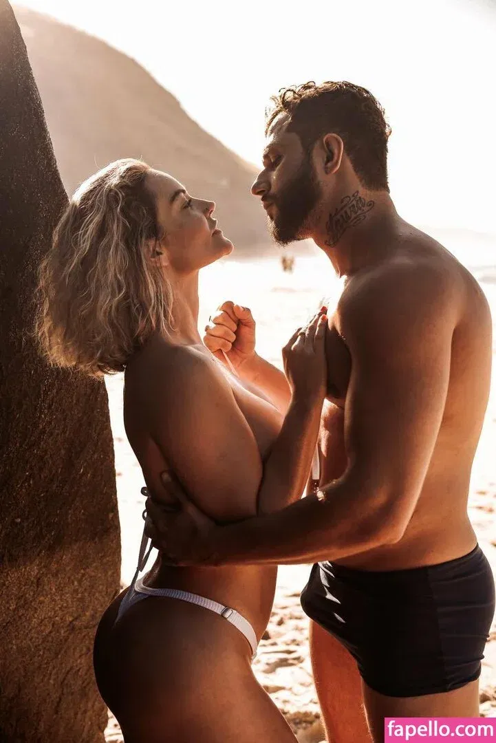 Laura Keller / laurakelleroriginal Onlyfans Photo Gallery 