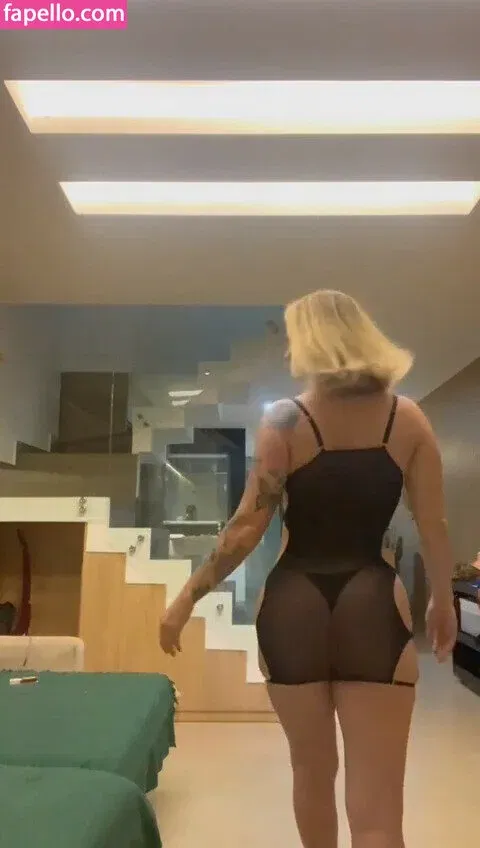 Laura Keller / laurakelleroriginal Onlyfans Photo Gallery 