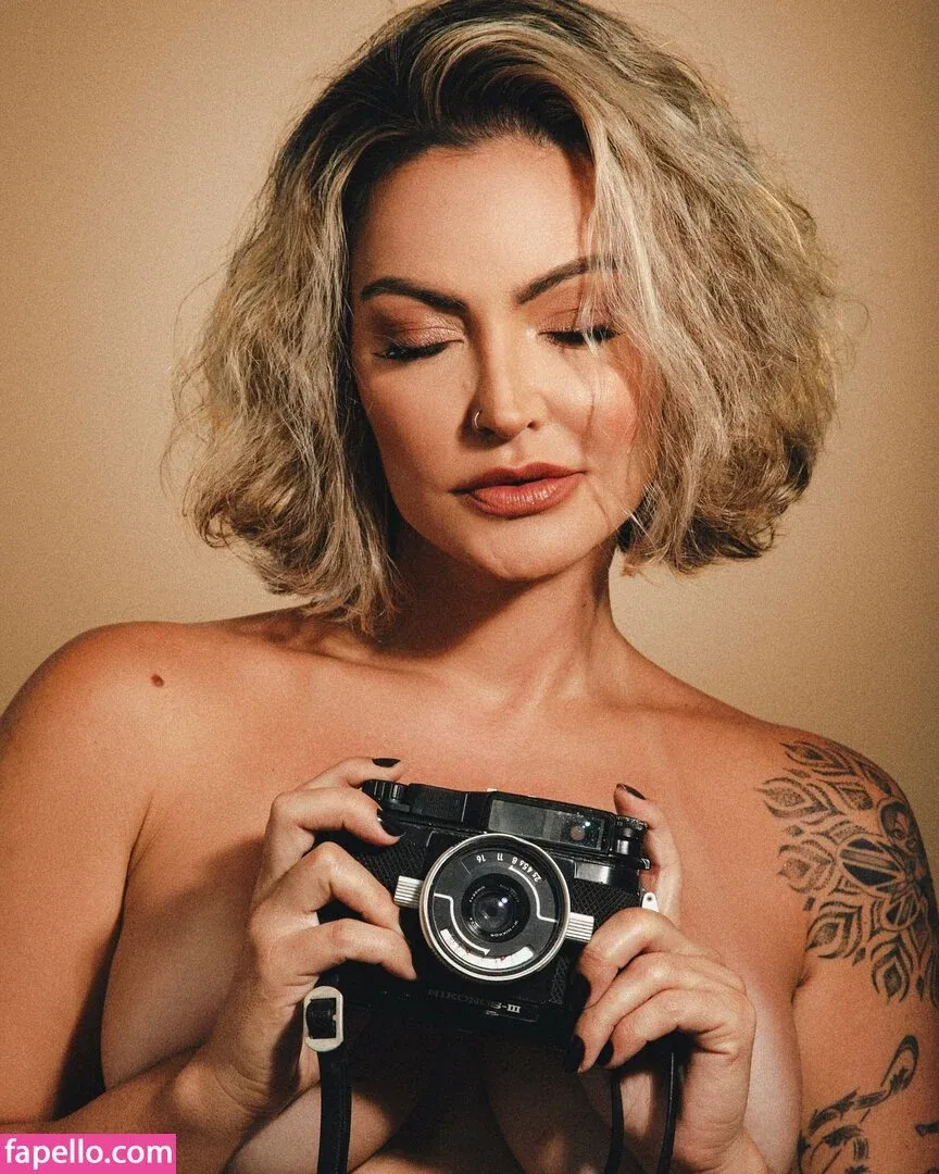 Laura Keller / laurakelleroriginal Onlyfans Photo Gallery 