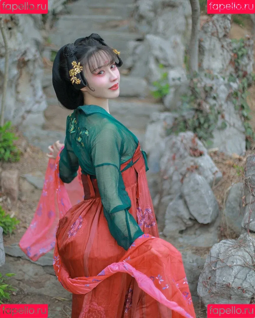Yuan Herong / yuanherong.1229 Onlyfans Photo Gallery 