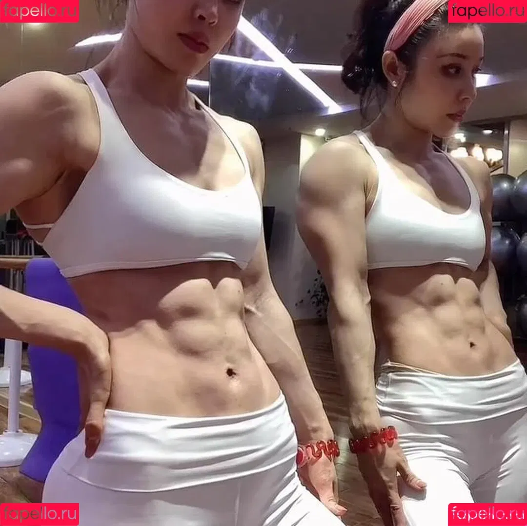 Yuan Herong / yuanherong.1229 Onlyfans Photo Gallery 