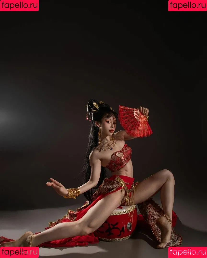 Yuan Herong / yuanherong.1229 Onlyfans Photo Gallery 