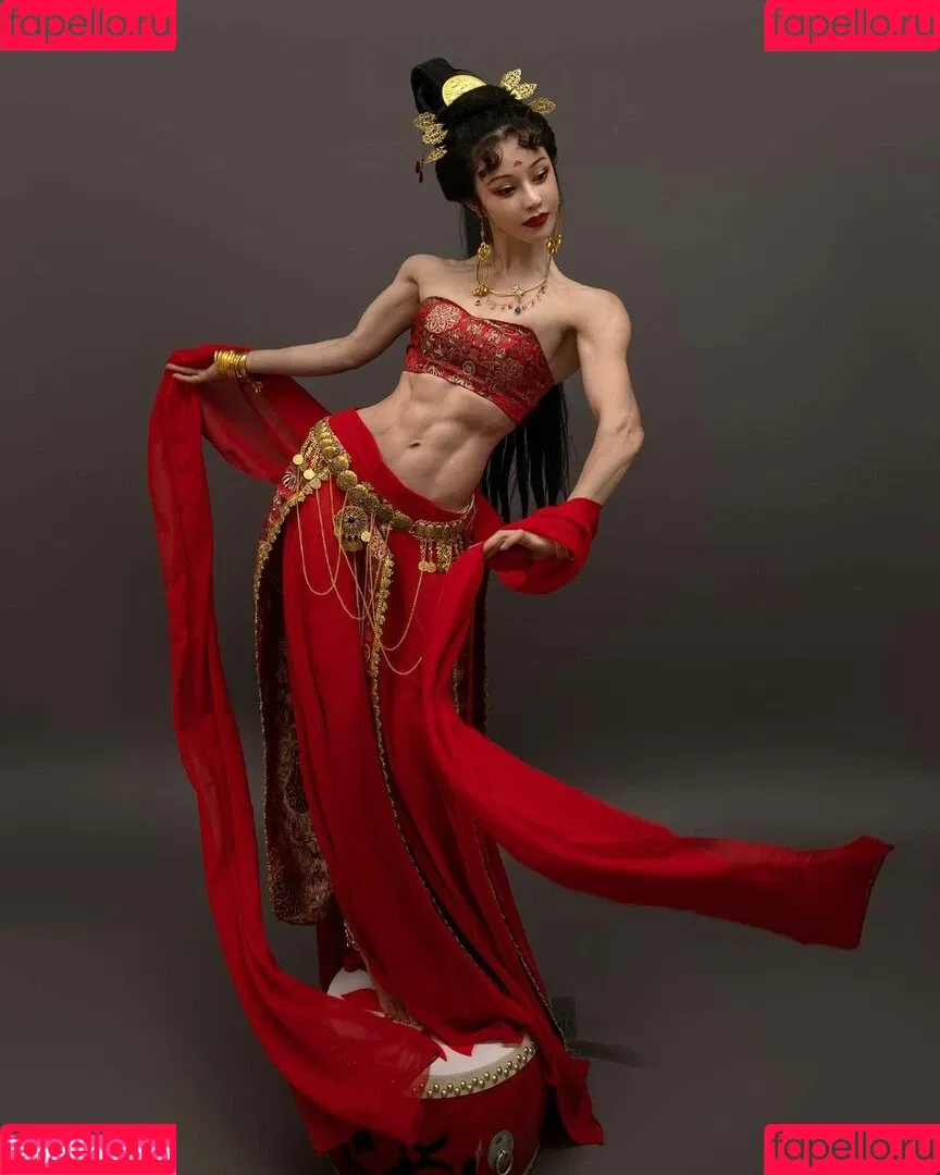 Yuan Herong / yuanherong.1229 Onlyfans Photo Gallery 
