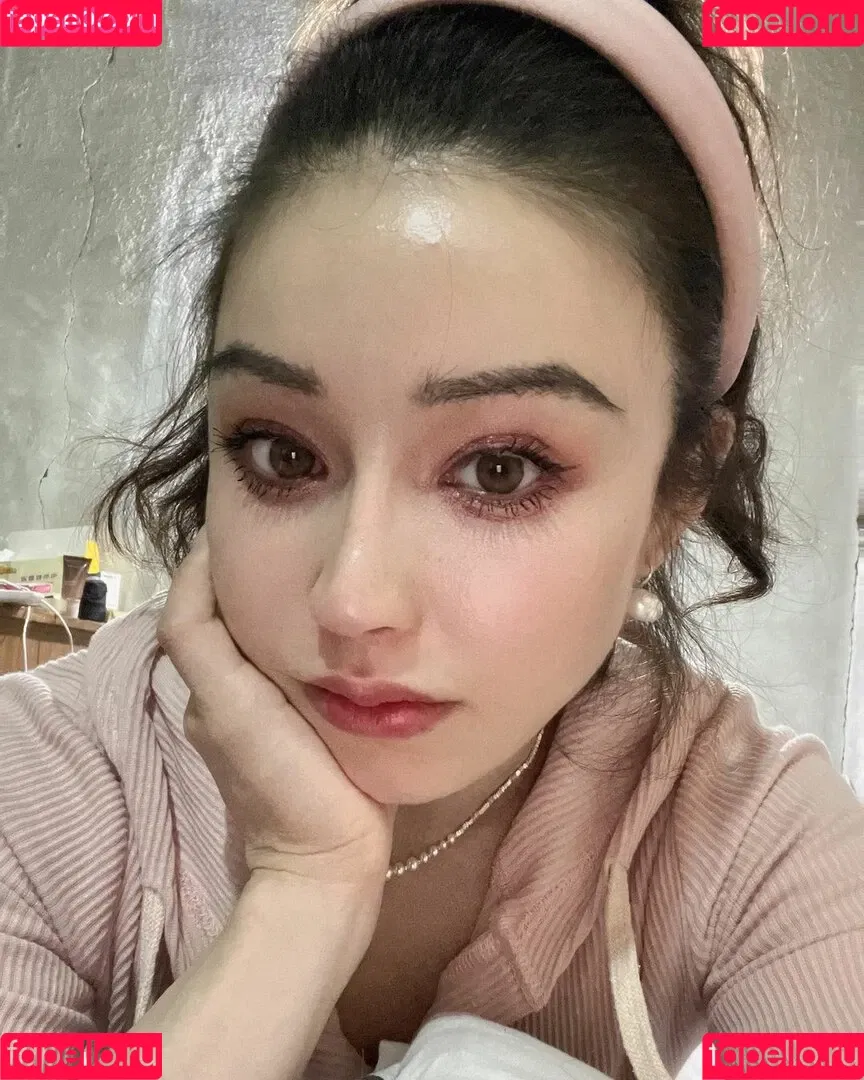 Yuan Herong / yuanherong.1229 Onlyfans Photo Gallery 